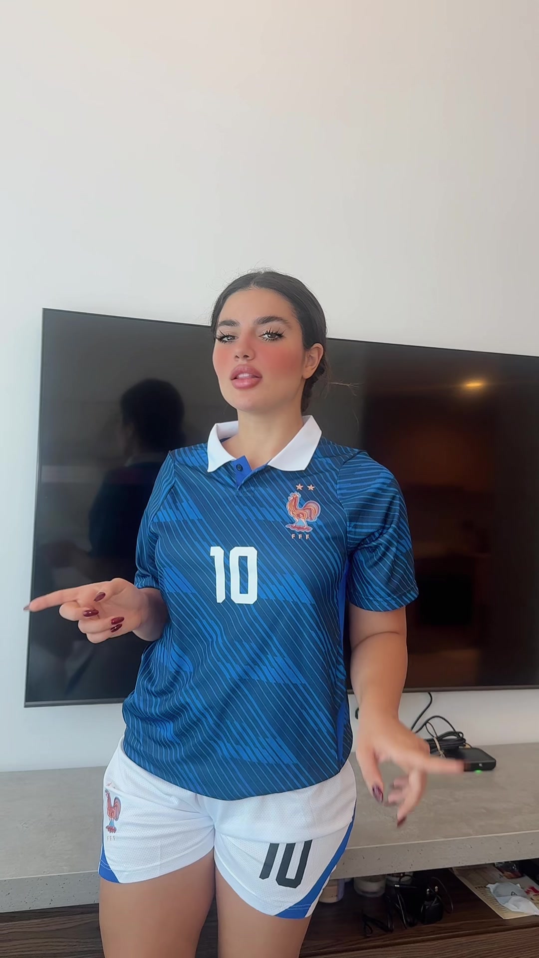 @Divamim2026