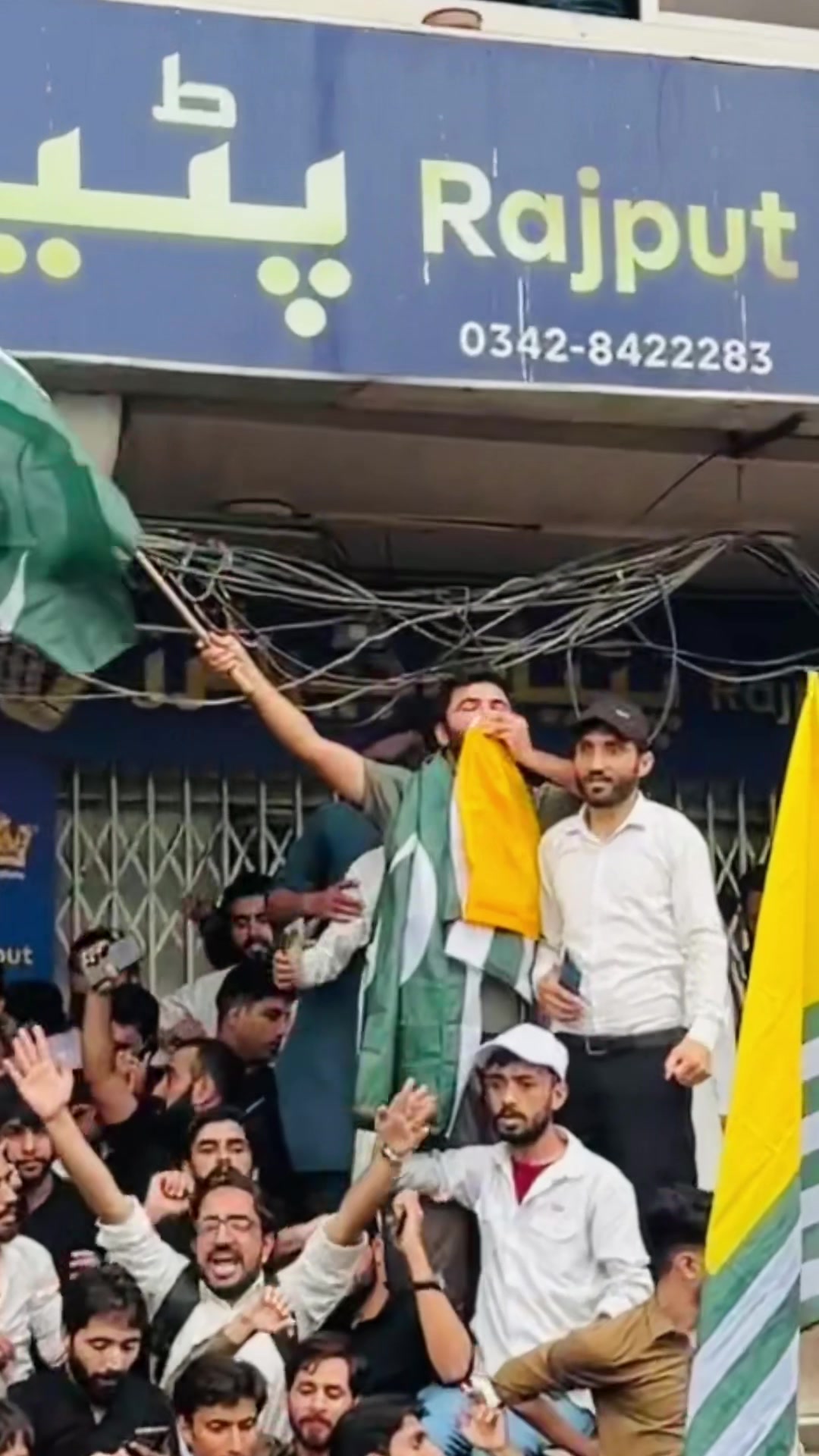@husnainrafique_