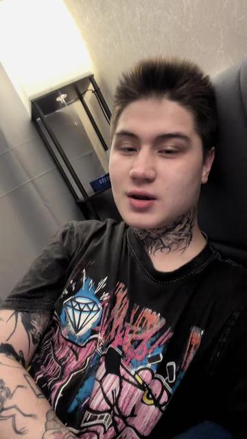 @Мотик🐍