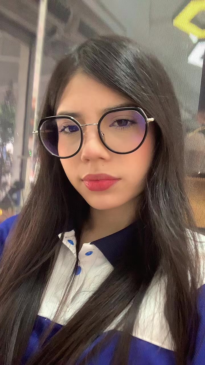 @Dianita🍒