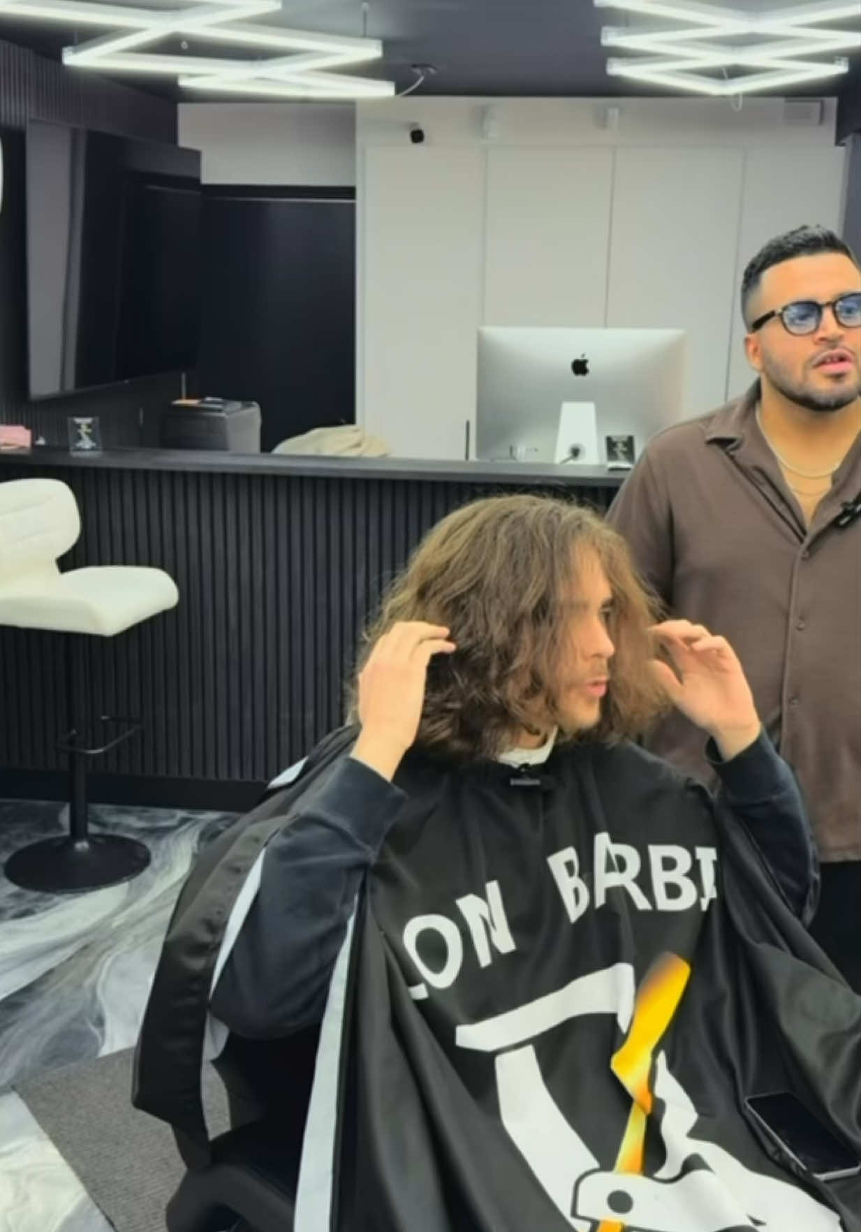 @Salon barbier BILL-K