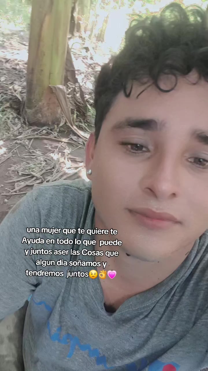 @Cris(:💙Pérez(:✅