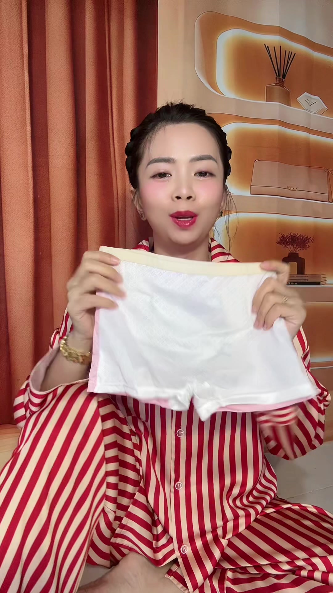 @Em Cẩm Nè