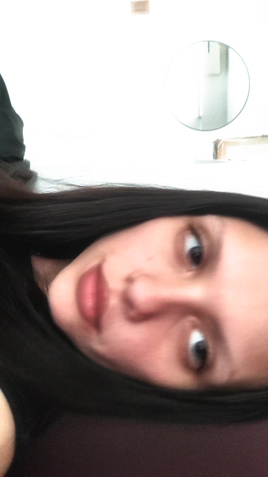 @Lola