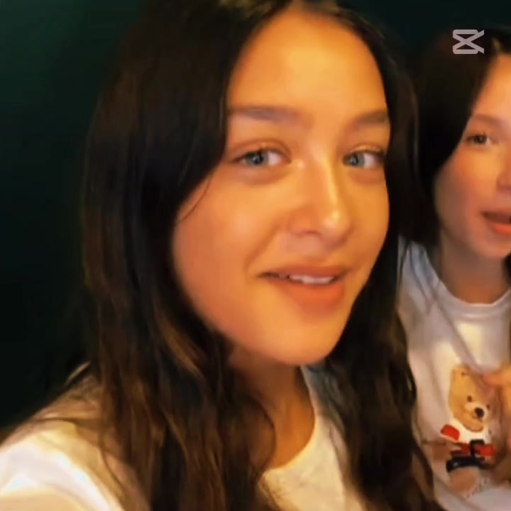 @𝐌'