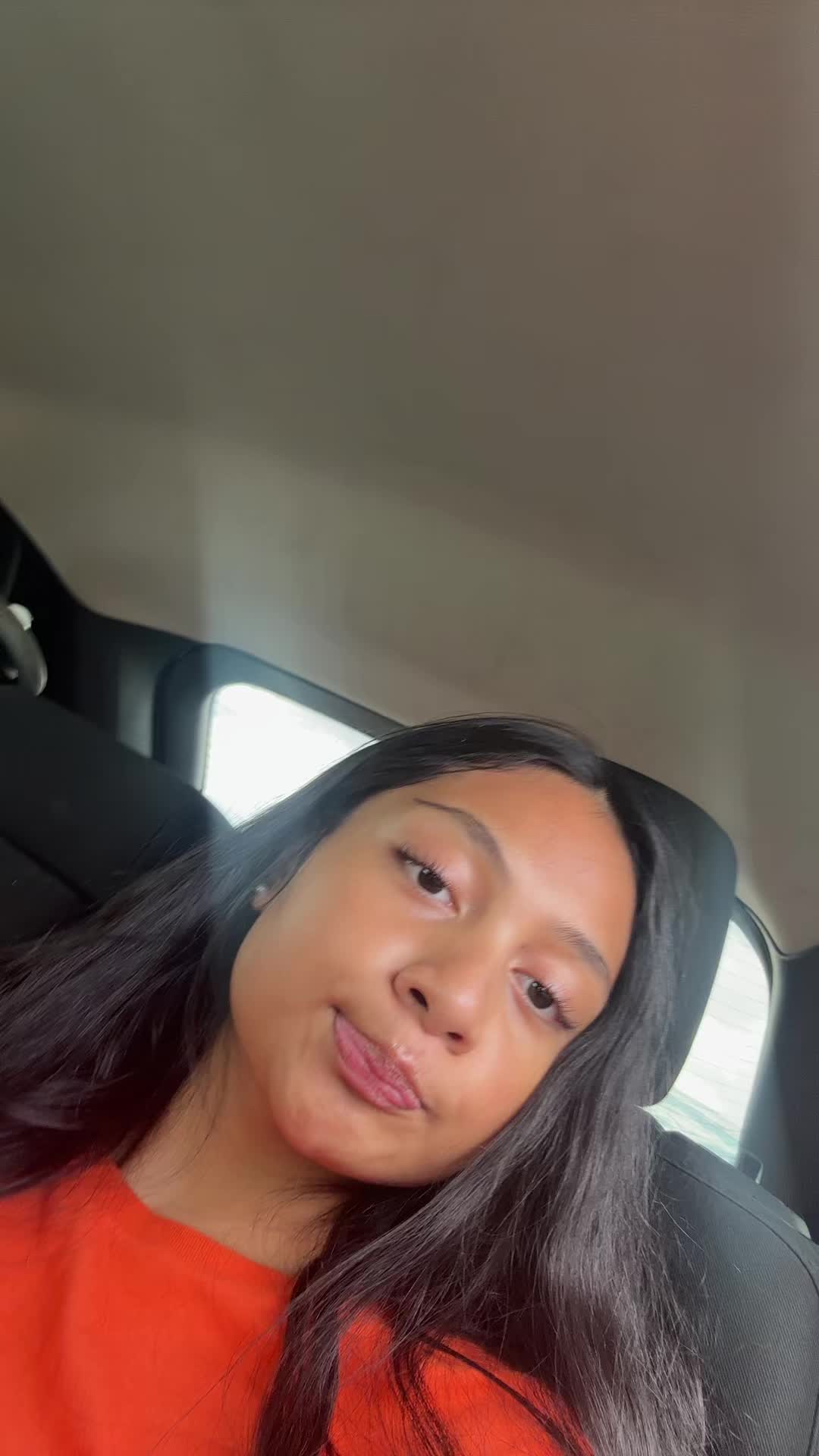@urm0m