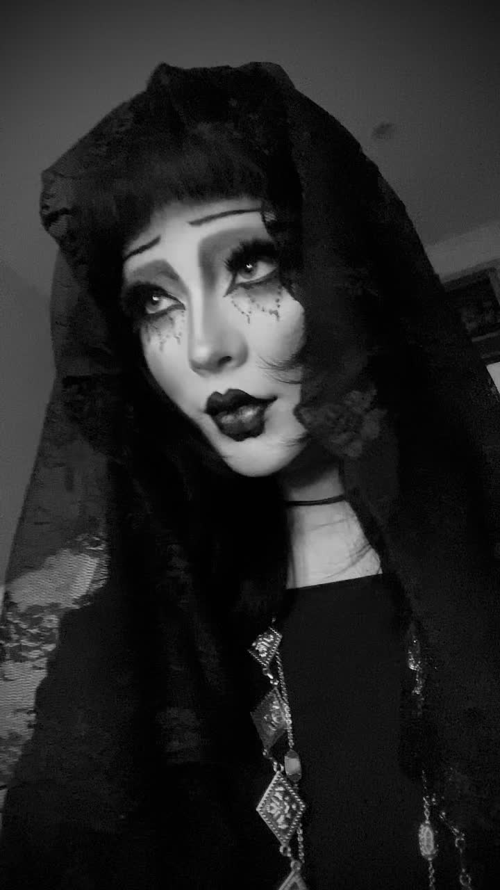 @lucy🖤