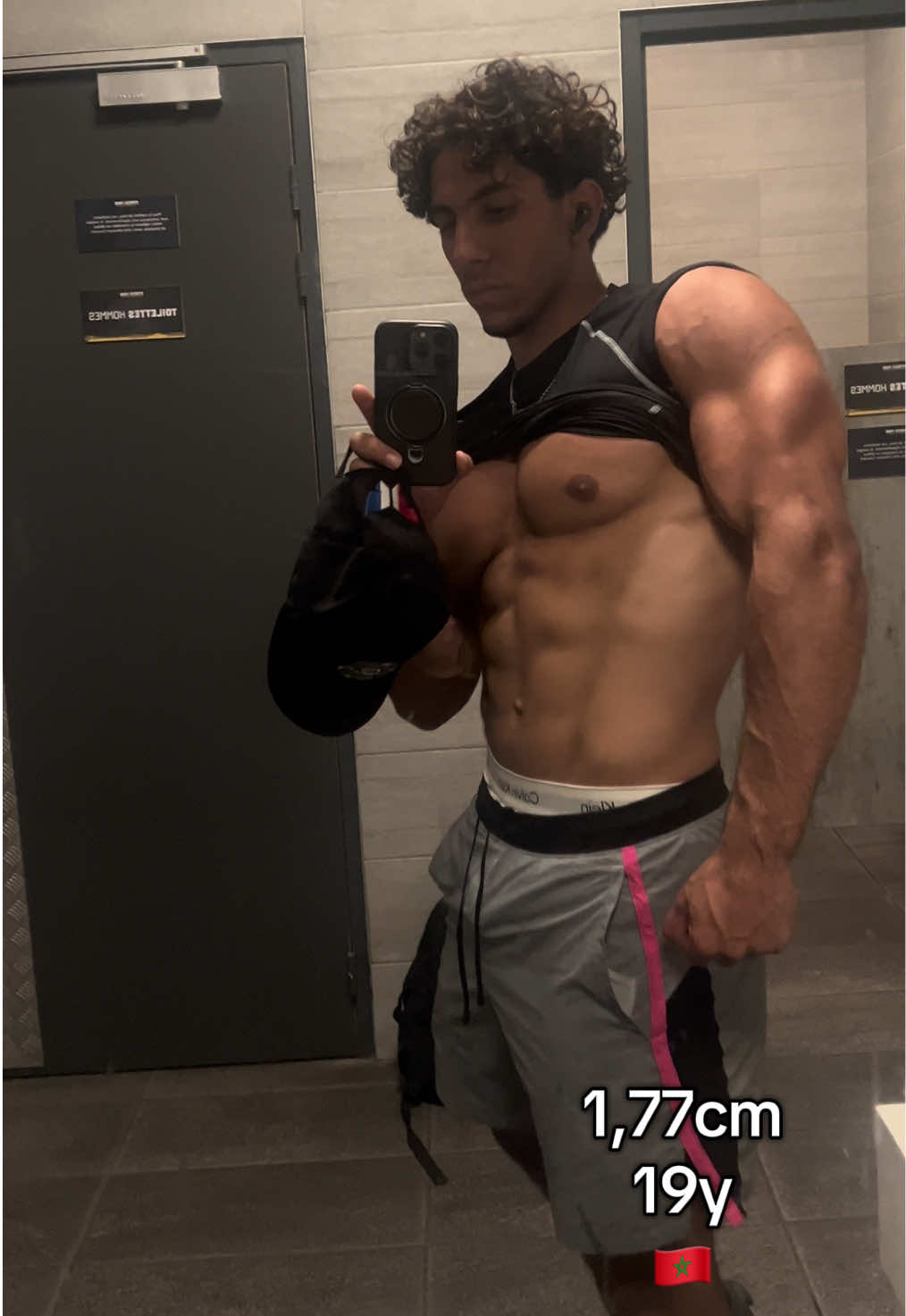@BSharkkk