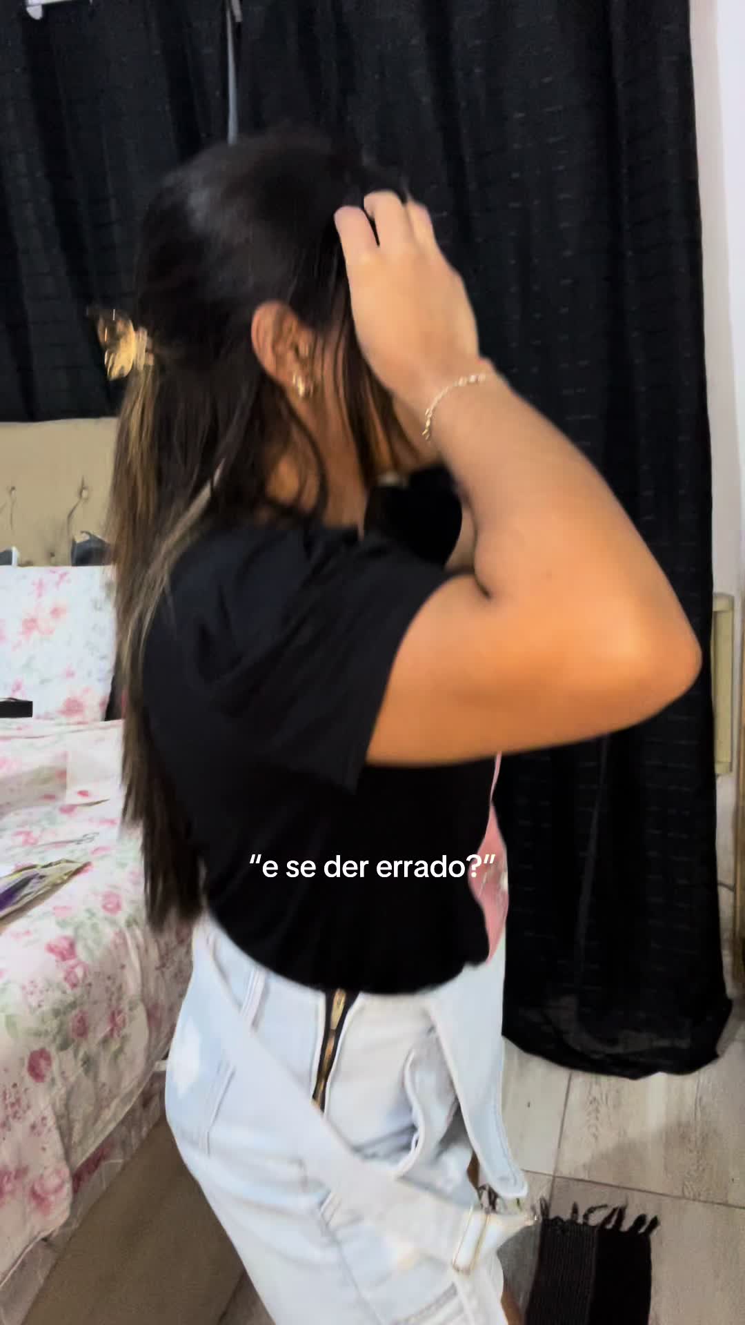 @laari.nasciment0