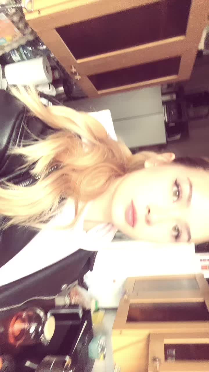 @𝒲𝑒𝓇𝓊𝓍17