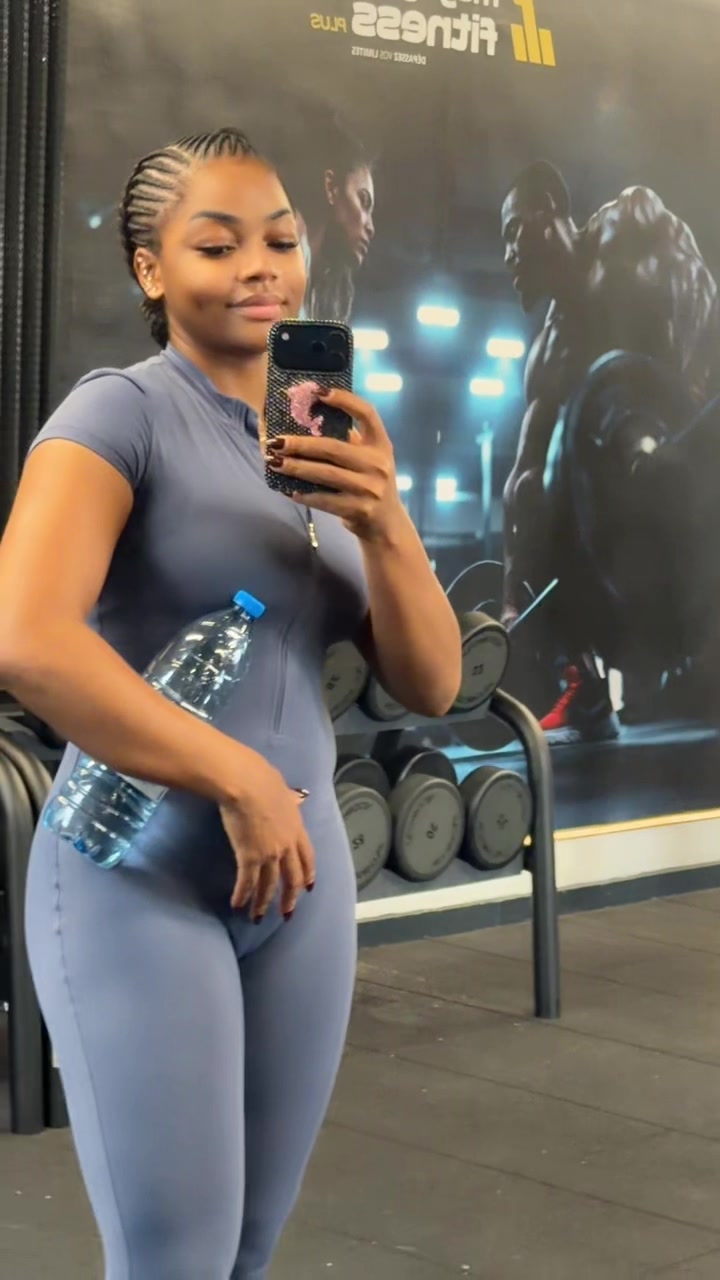 @Femme_fatale05