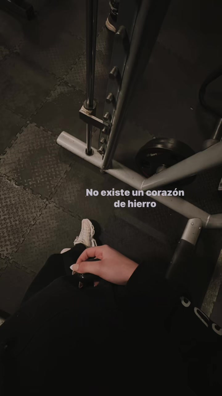 @Flooor🤫