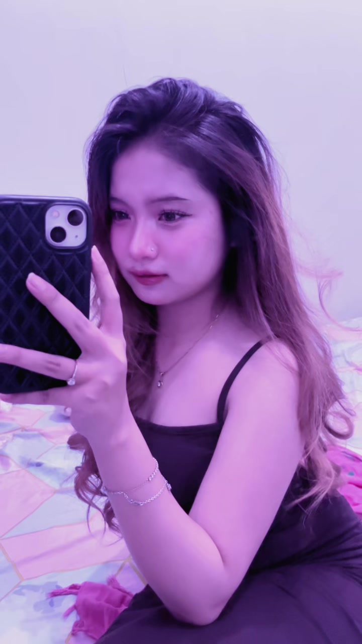 @Hi, ini dila yg kdua