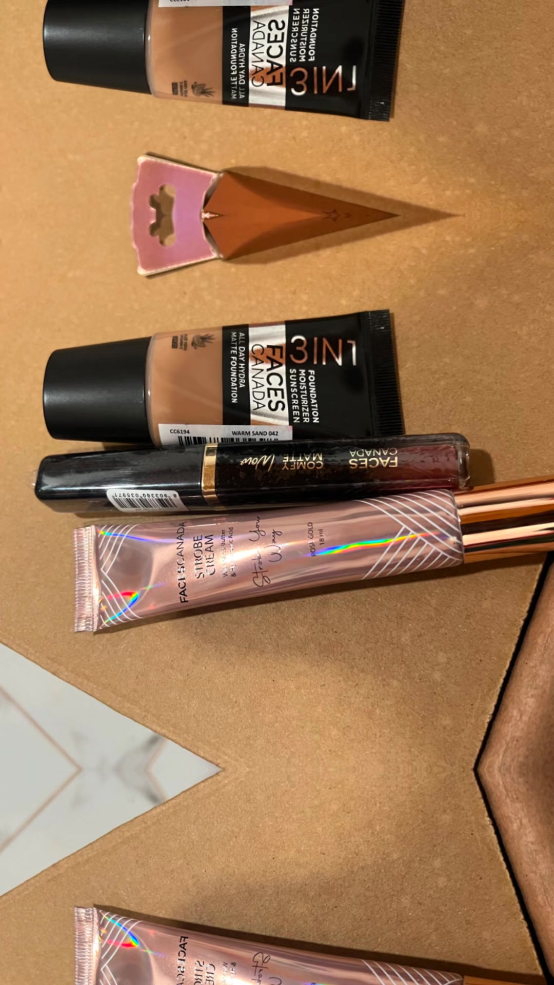 @unique cosmetics
