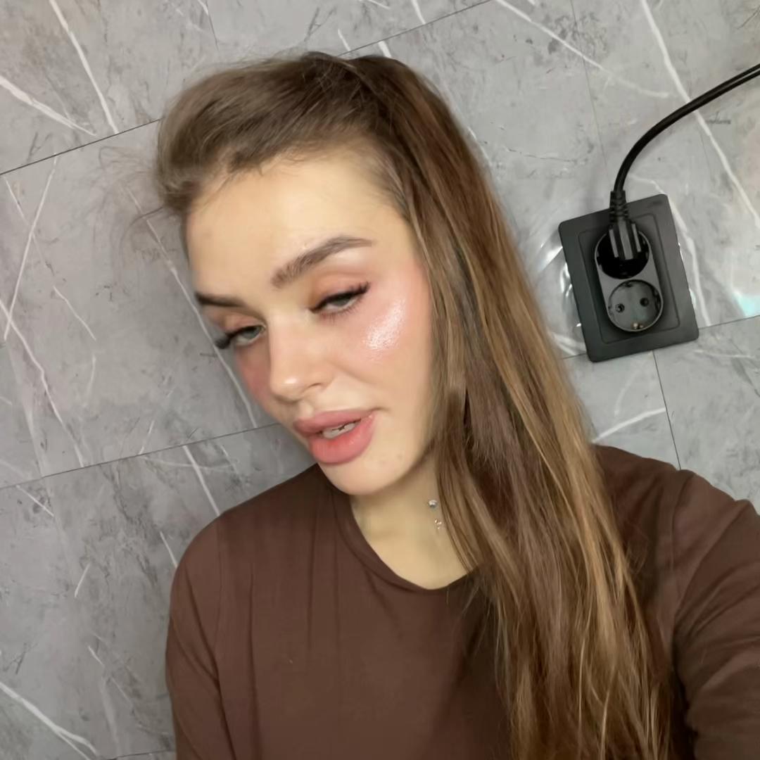@Елена Тарабий