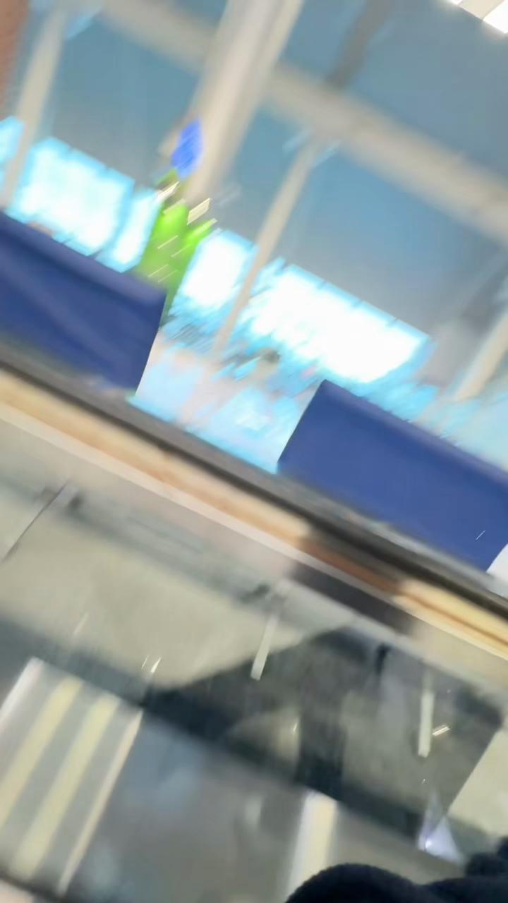 @Jhoieee