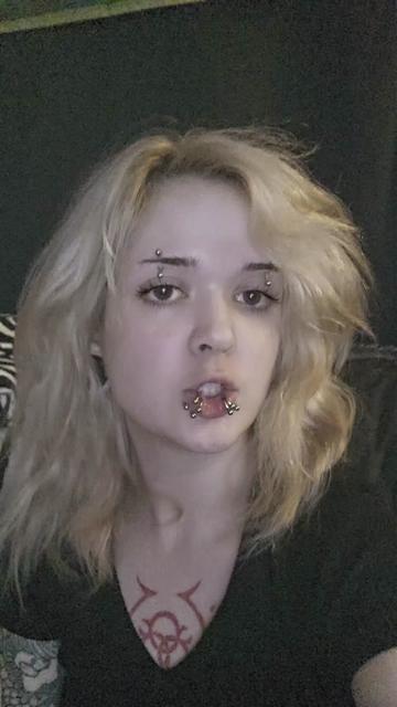 @graveyardratgirl