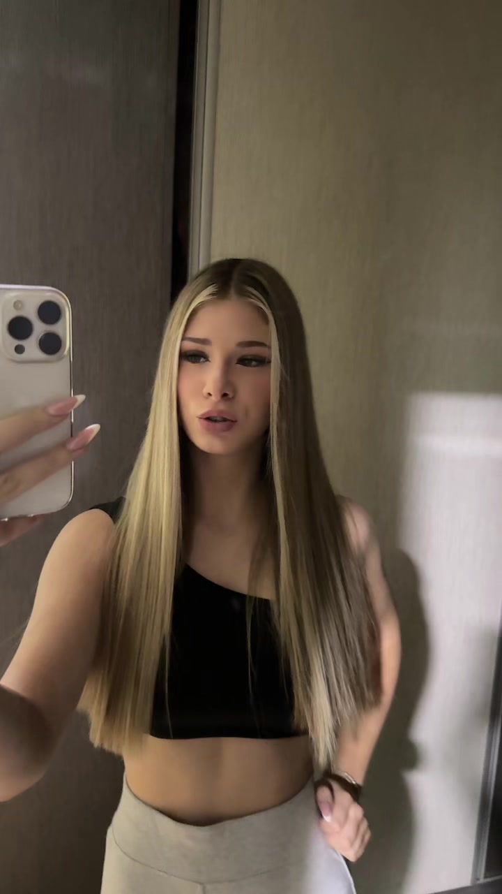 @уна