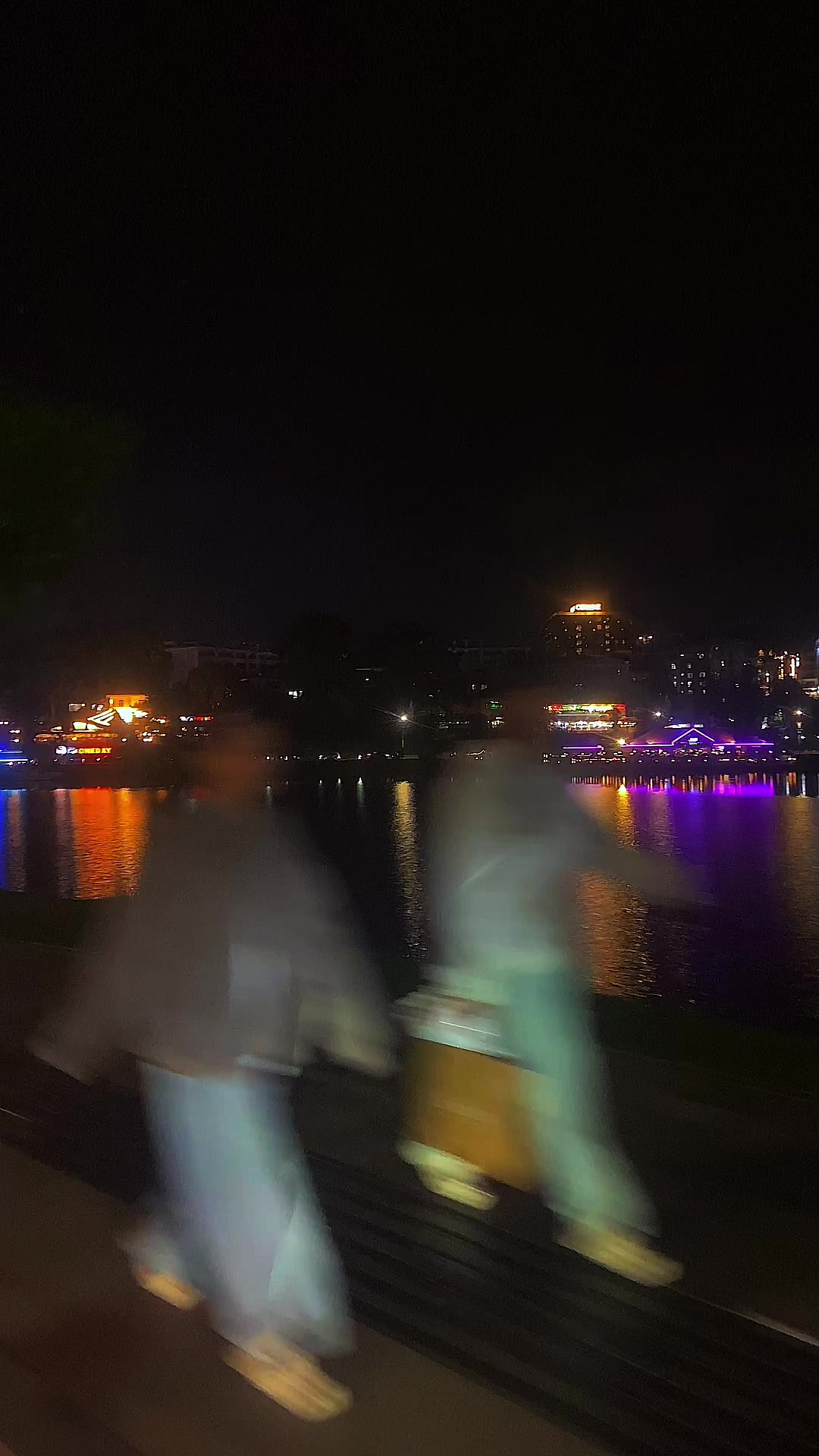 @Thi&ecirc;n Hoả