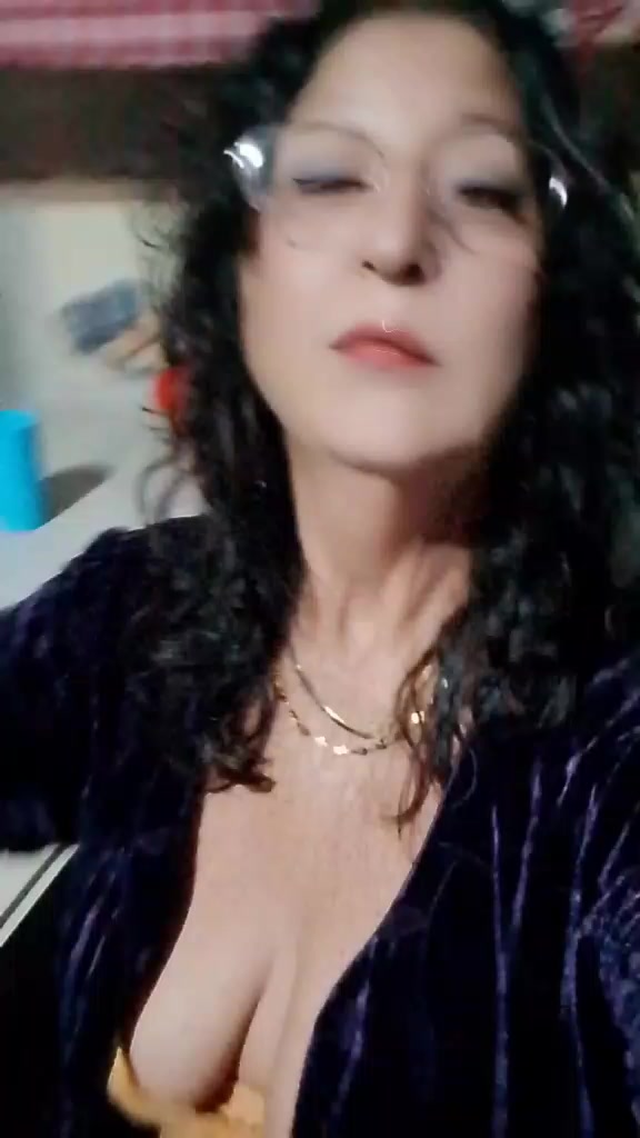 @la reyna702