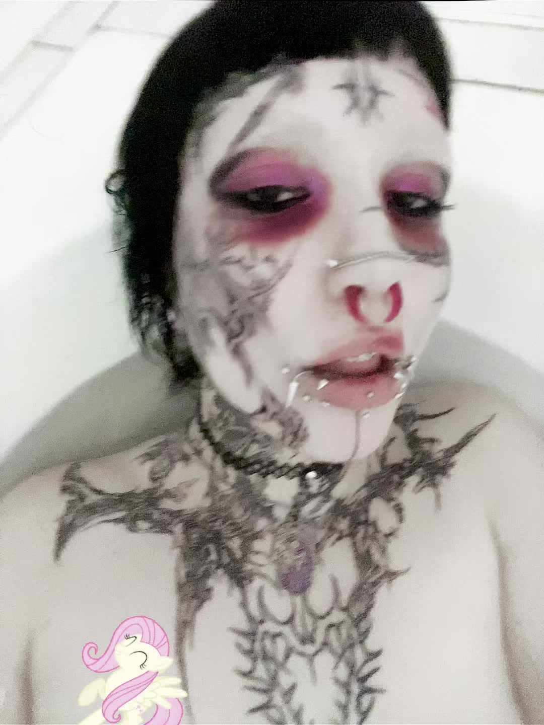 @kxanarchyy