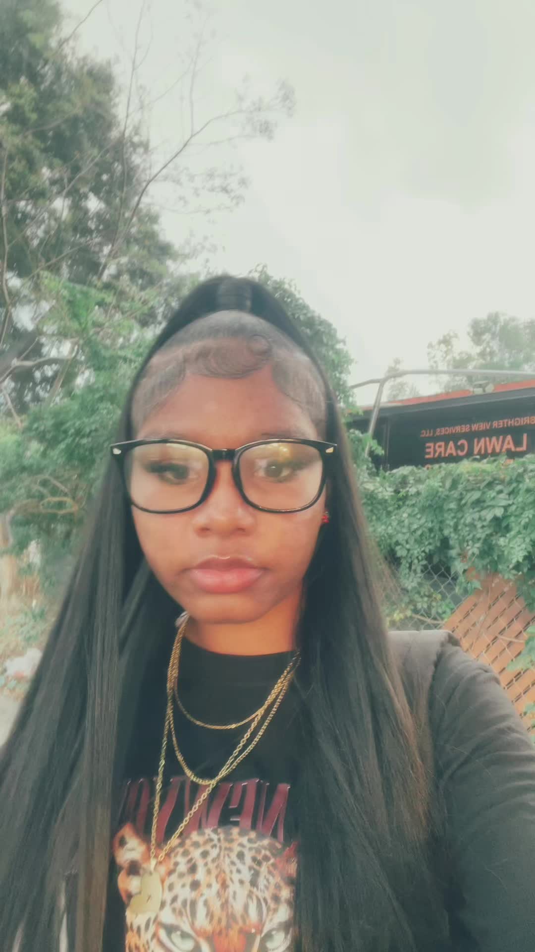 @𓃵