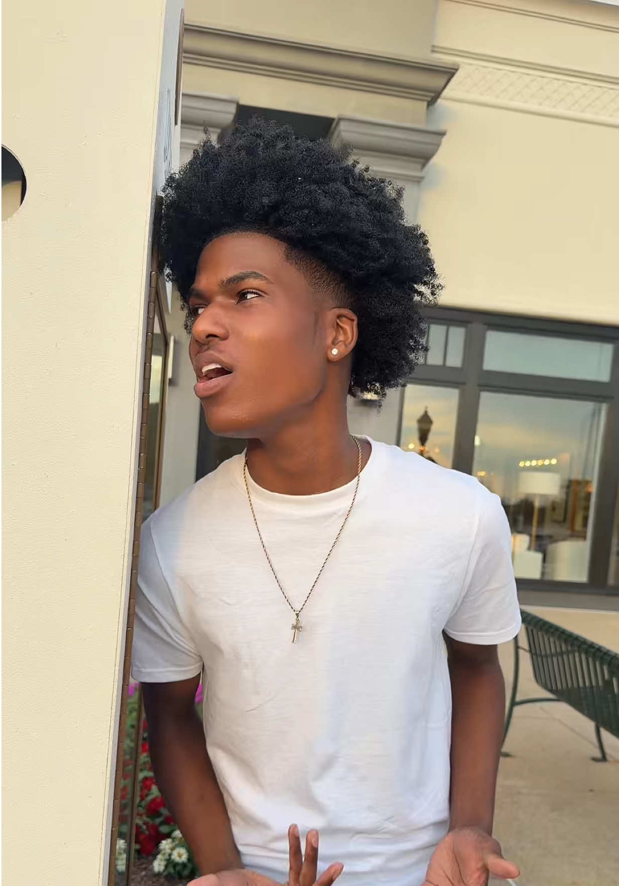 @TheonlyRomantoolit
