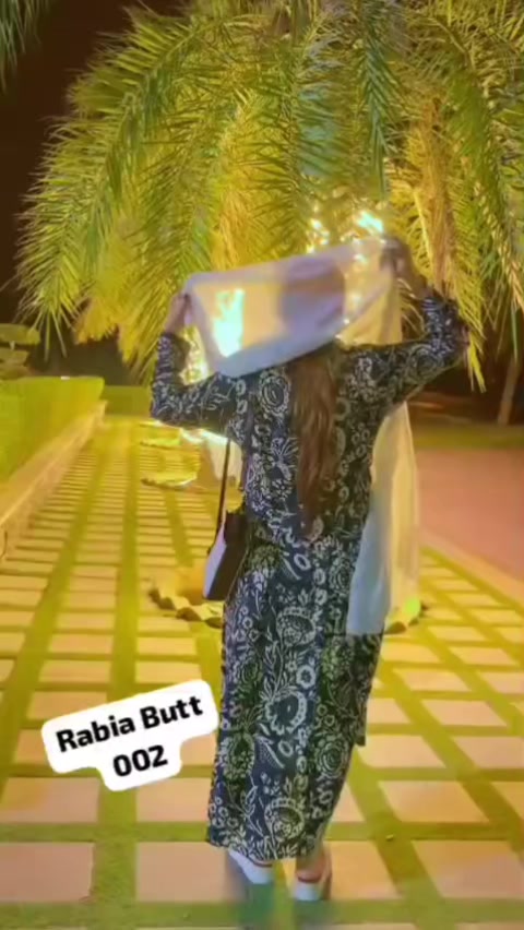 @Rabia Butt