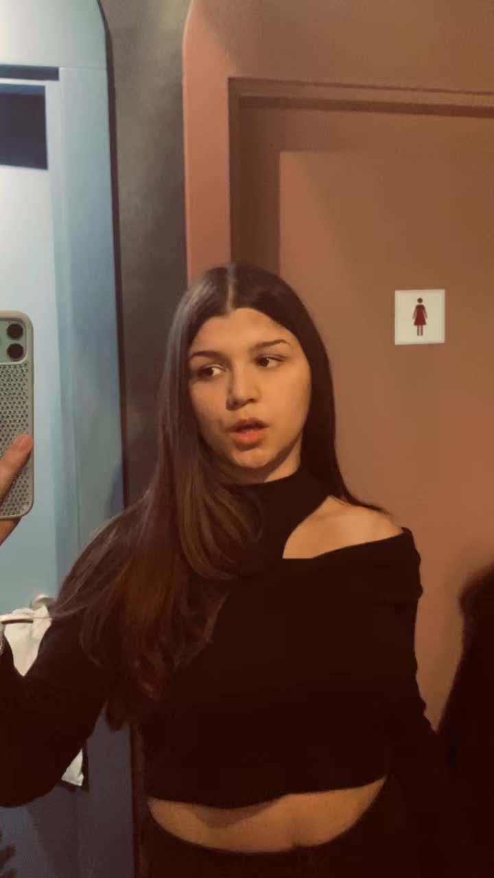 @Даница 🤍