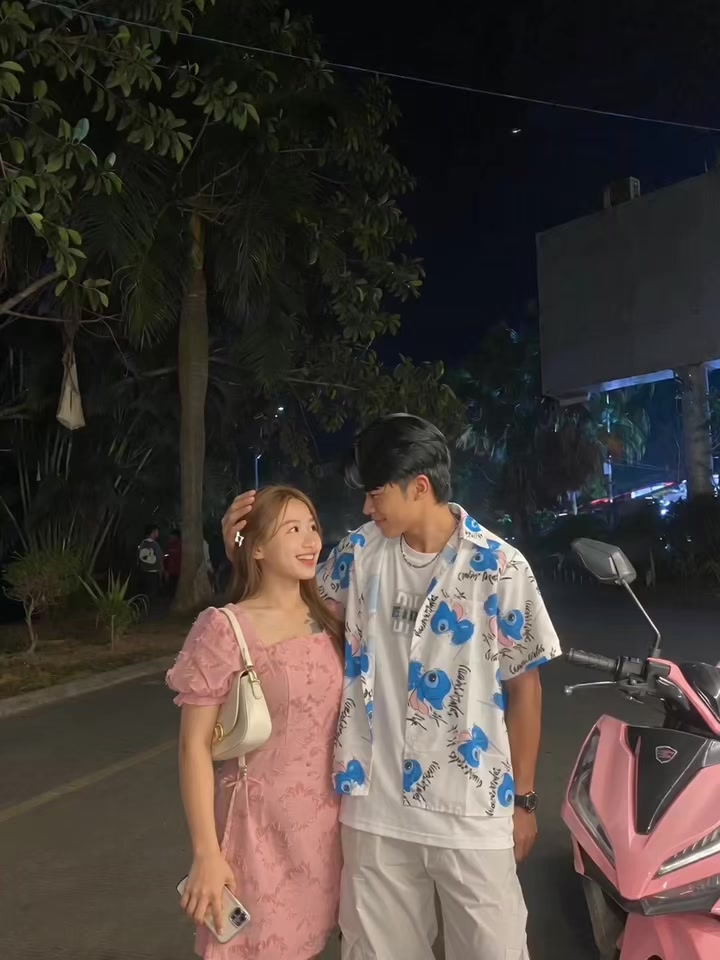 @🐳ၶမ်းၺုၼ်ႉ🐳