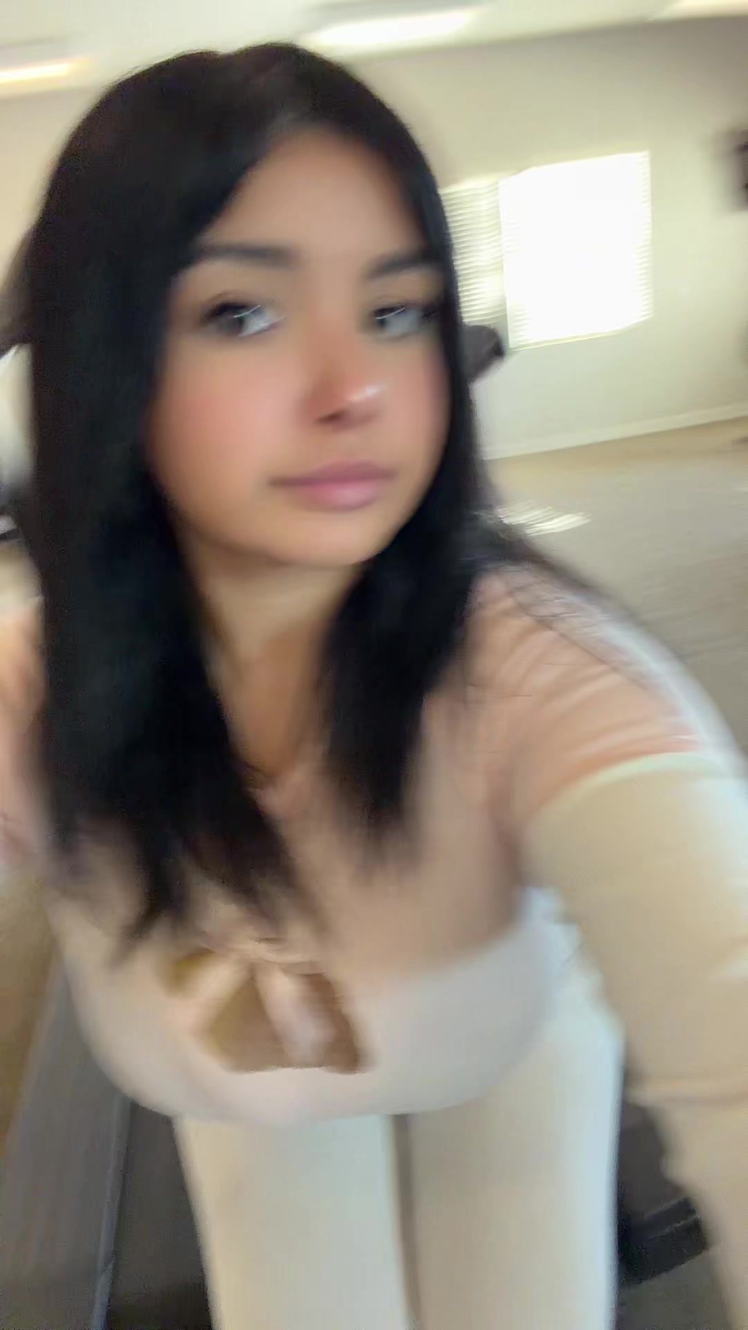 @arielala