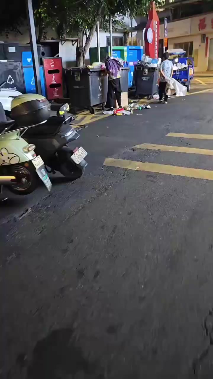 @晃晃悠悠