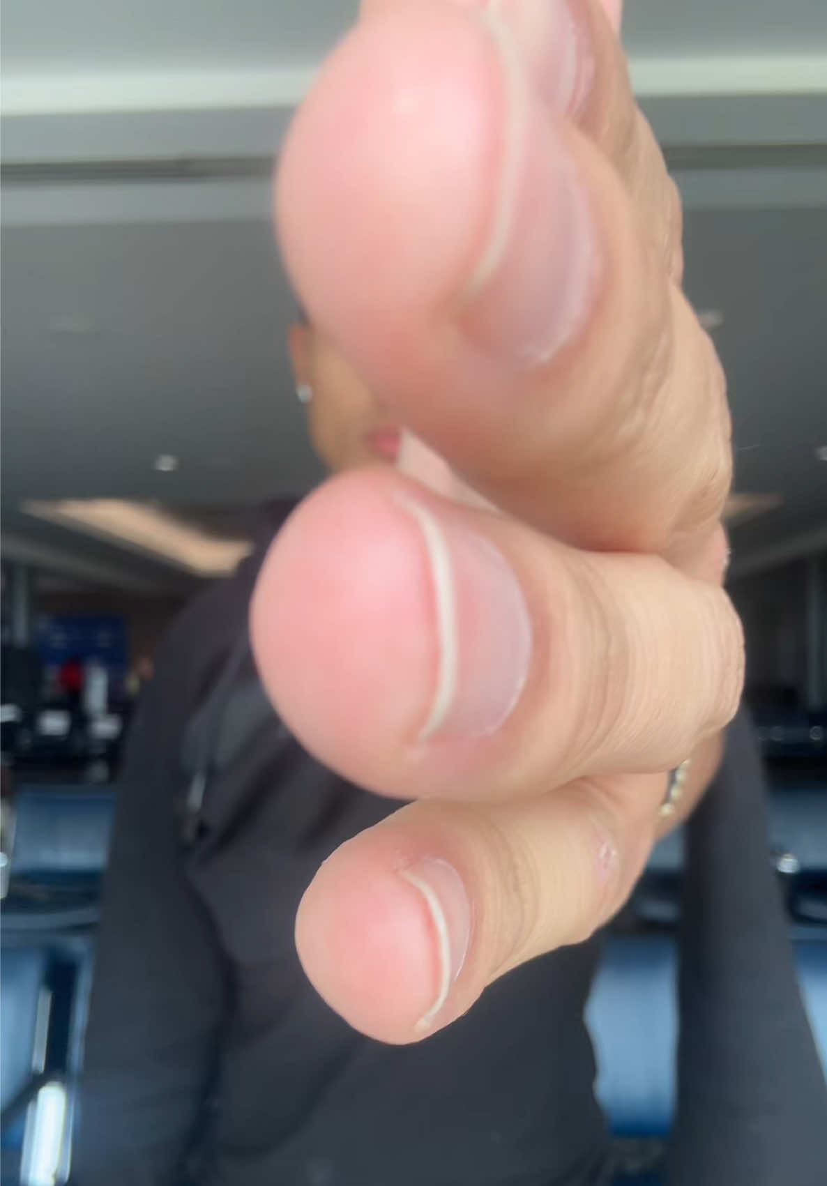 @𝐇𝐮𝐠𝐨 🦦
