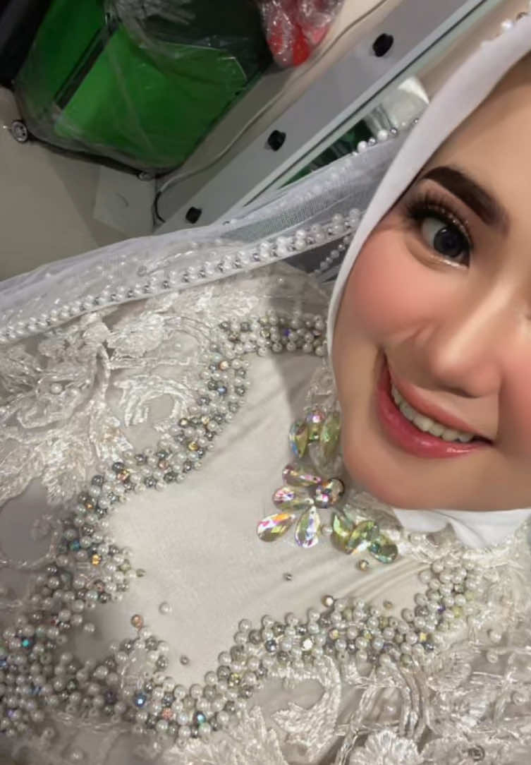@Annisa avrilia
