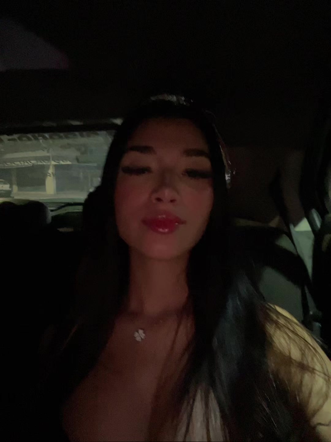 @𝐒ᴀʀᴀʜ♡