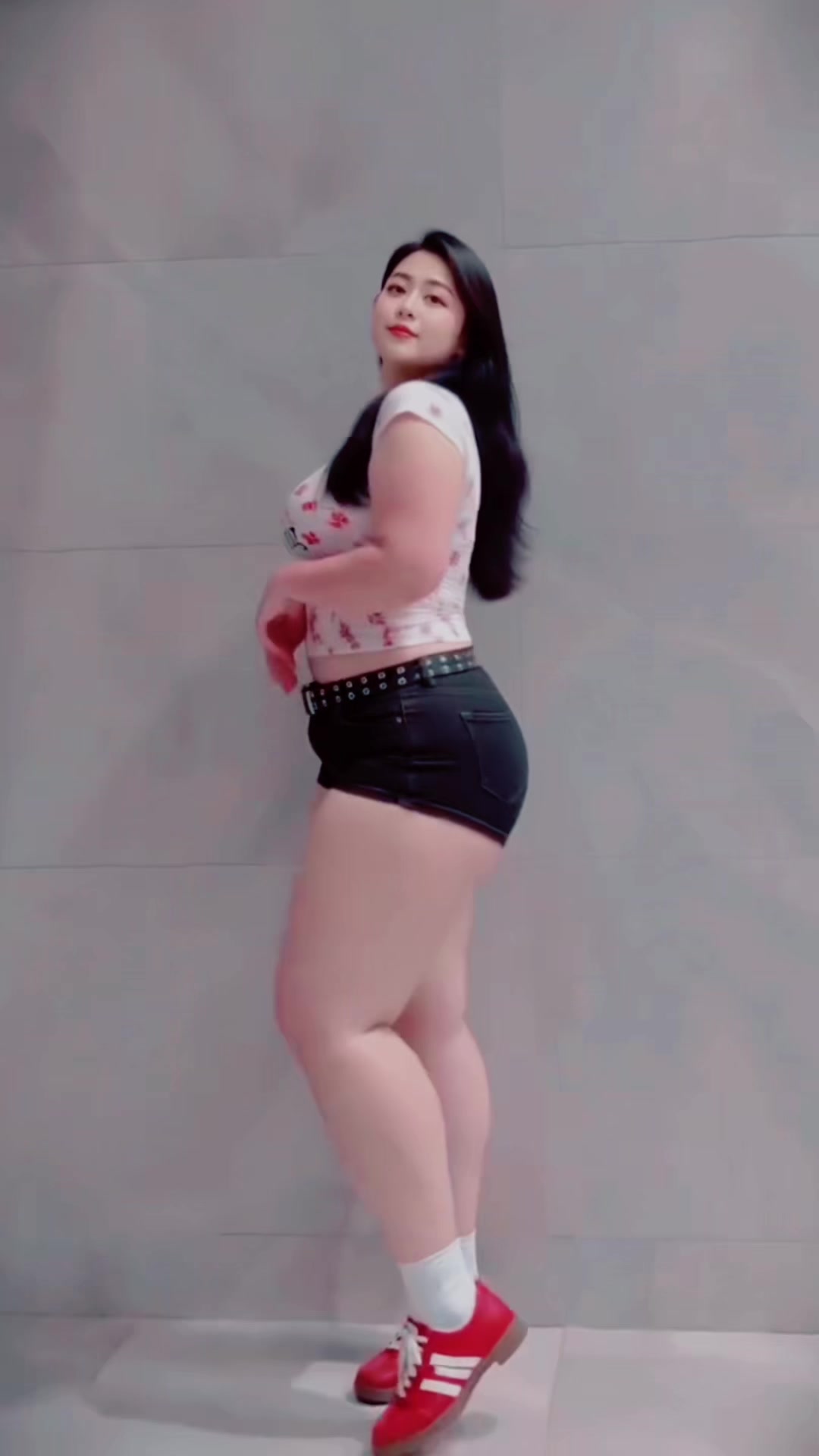 @Chubby Girl ✅