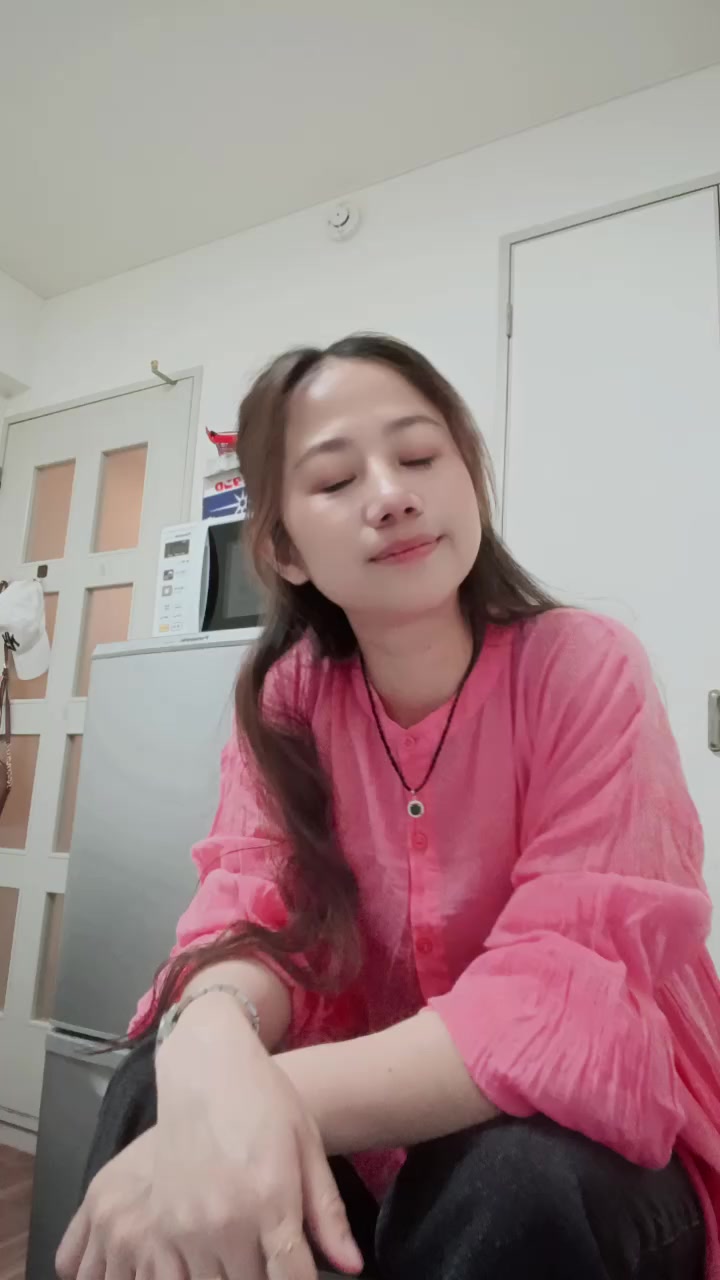 @❄️Hnin Pwint Phyu❄️