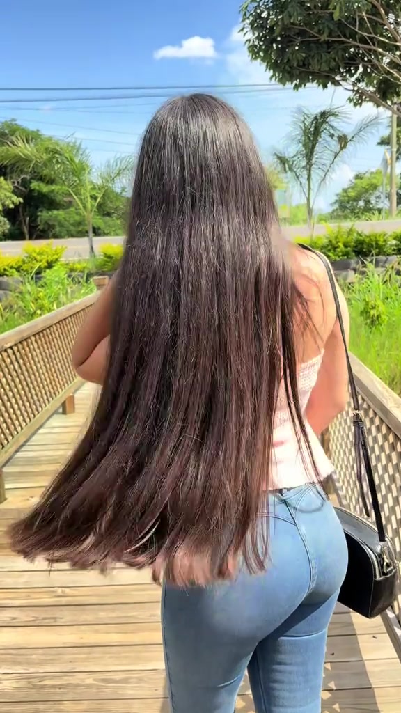 @Yuli López