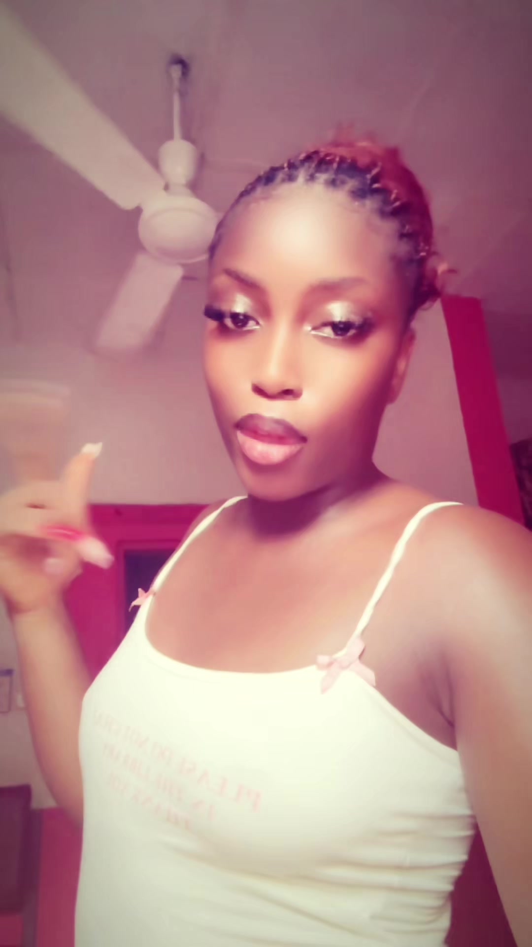 @vee.tory_