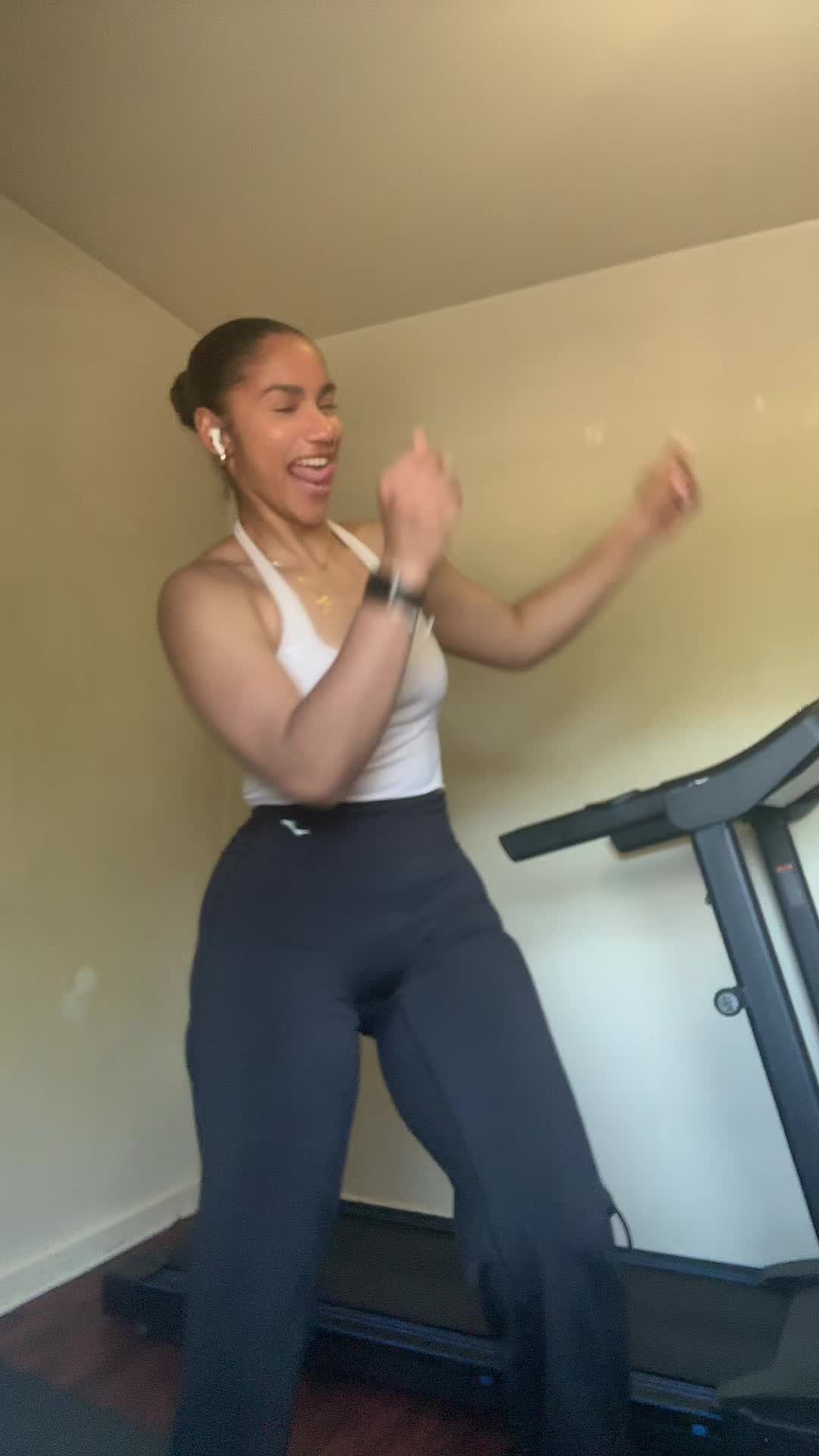 @YANIBEL