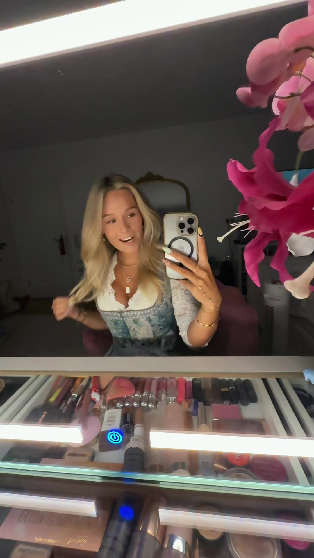 @unlustigepela