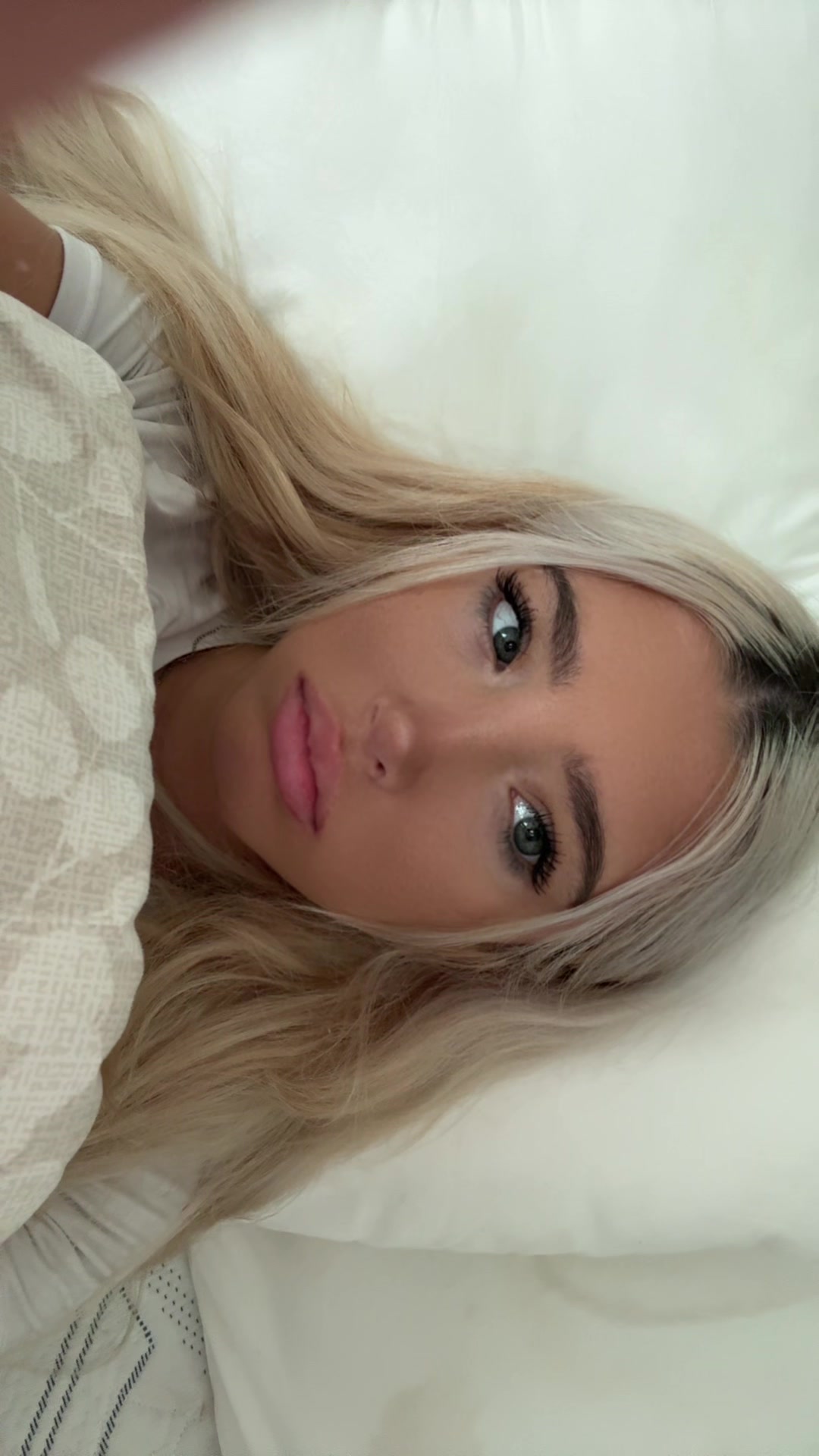 @zoejriserr