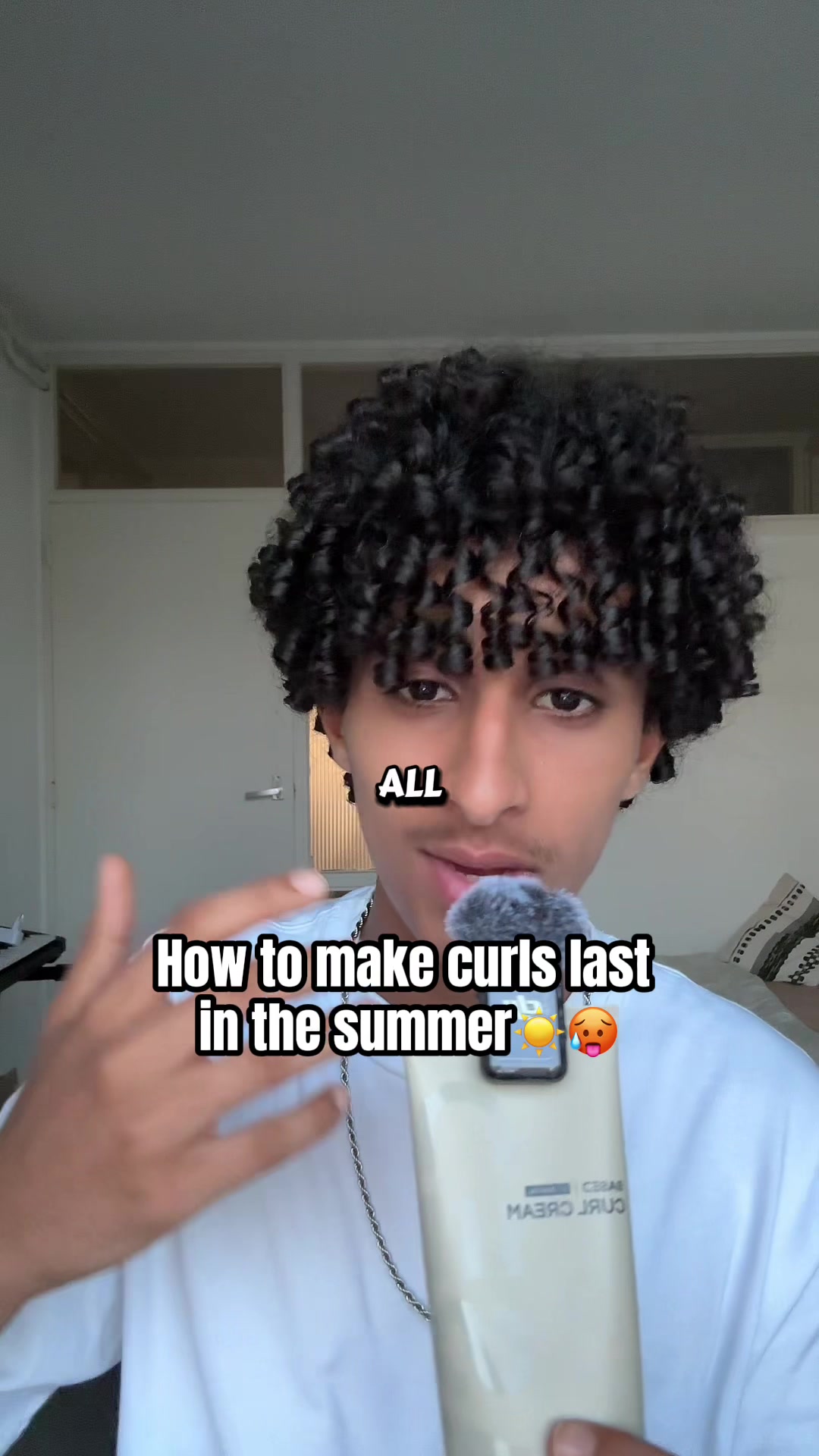 @Awab🪮