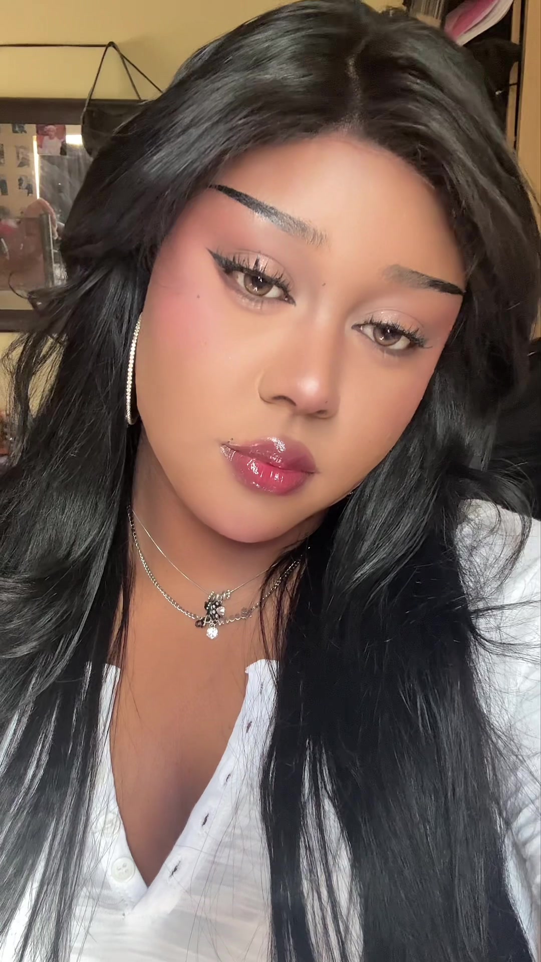 @valiinette