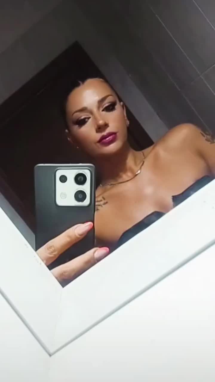 @enza_collina