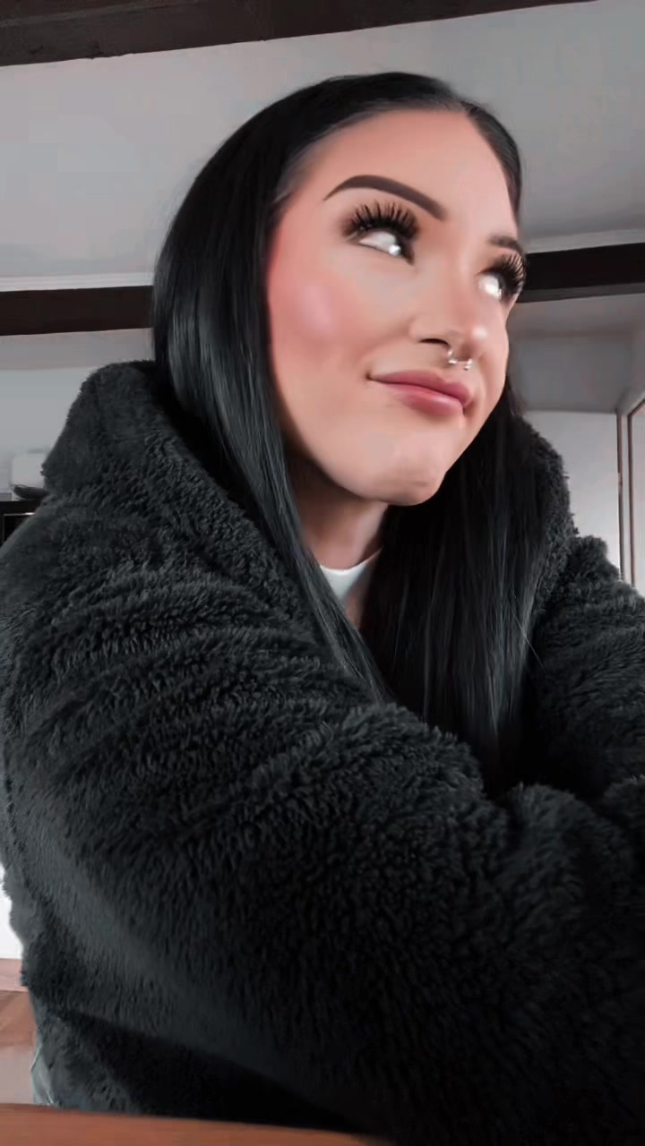 @Vanessa_buur
