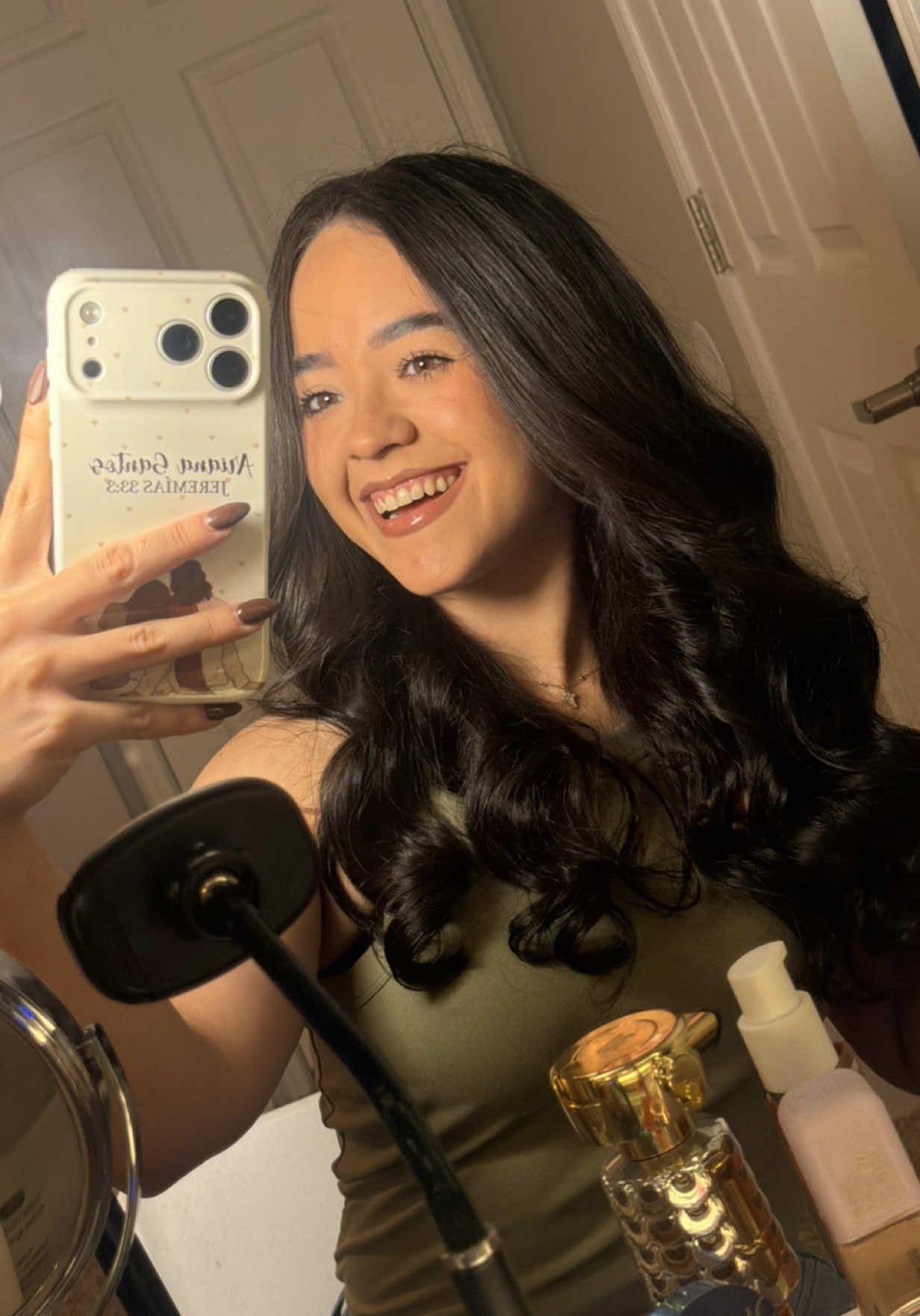 @ARIANA SANTOS