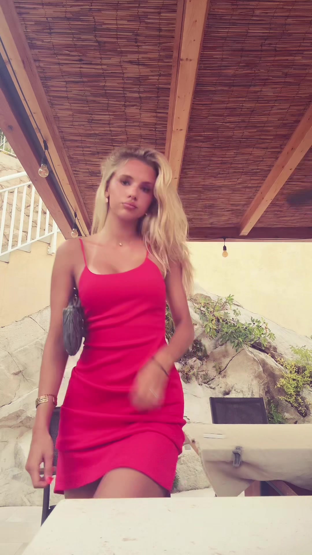 @stellbellbluee