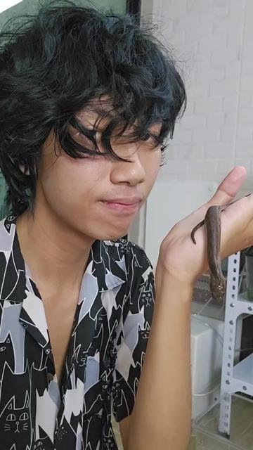 @NarondesU พ่องูคาราเมล