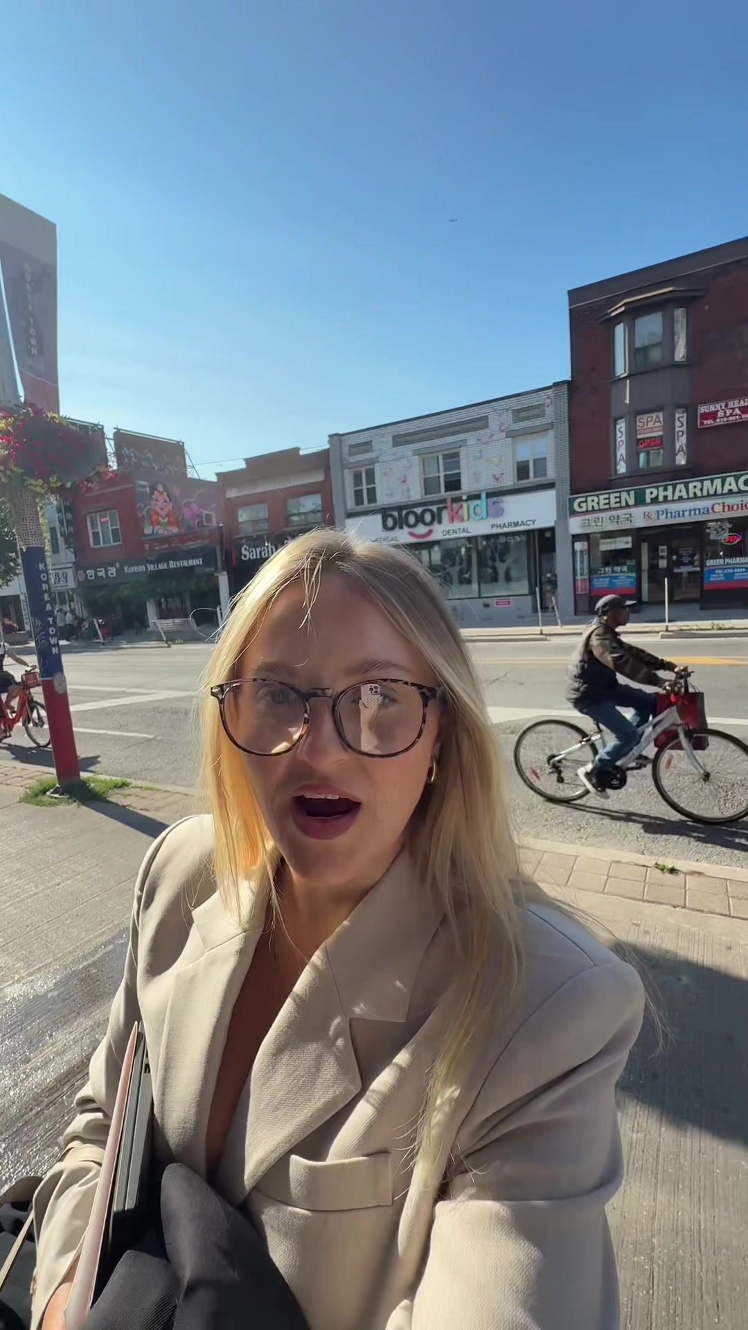 @dumbblondediary